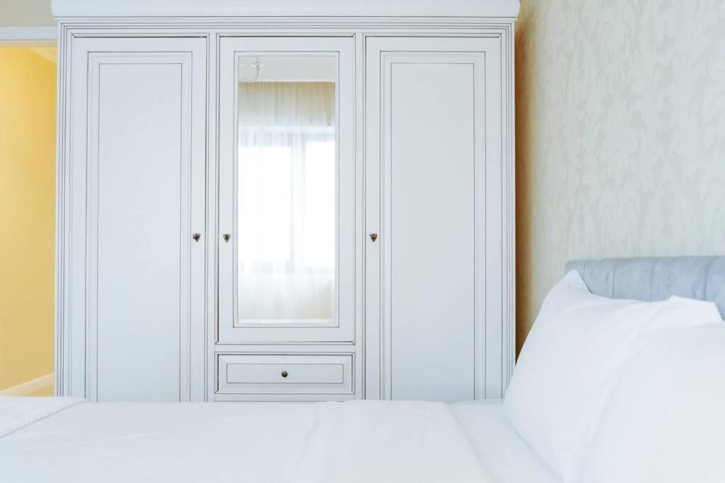 בוקרשט Elegant Vibes Apartment Next To Obor Market מראה חיצוני תמונה