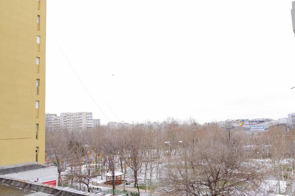 בוקרשט Elegant Vibes Apartment Next To Obor Market מראה חיצוני תמונה