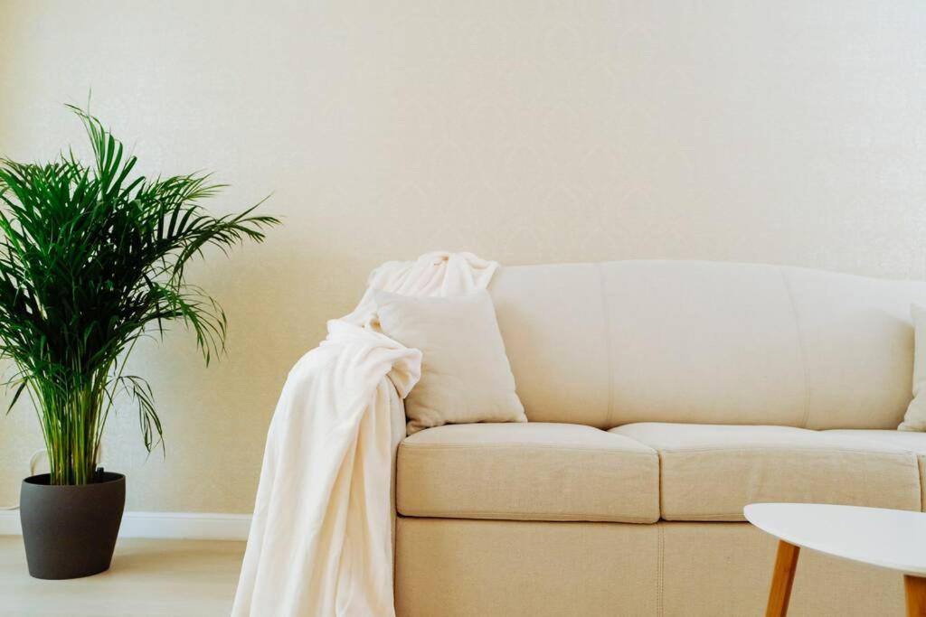 בוקרשט Elegant Vibes Apartment Next To Obor Market מראה חיצוני תמונה